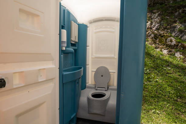 Best Portable restroom trailer rental  in Rome, NY